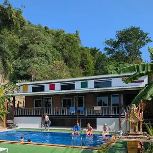 Hostel Hangover Chill & Hill, Phi Phi-eilanden